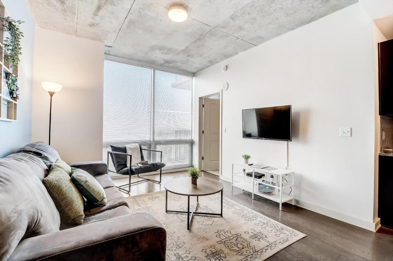 Frontdesk Skyhouse Apts Uptown Charlotteアパートメント 部屋 写真