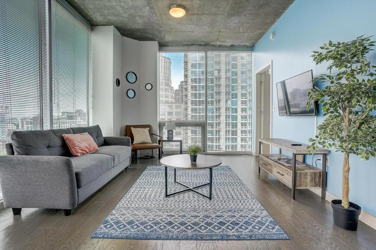 Frontdesk Skyhouse Apts Uptown Charlotteアパートメント 部屋 写真